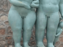 山西运城一公园“幸福一家人”坦胸露体雕塑被指“尬人”,当地回应:艺术作品不能随便改